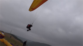 http://mosailes.free.fr/parapente/Algrange22092012.jpg